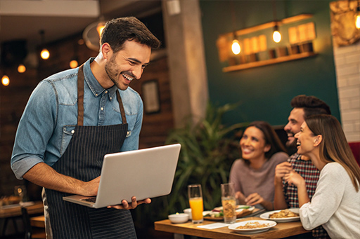 Sistema de Entregas com Cardápio Web