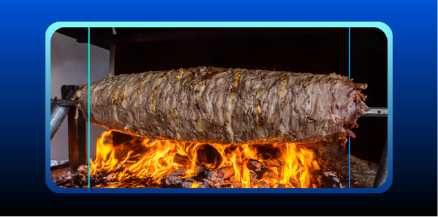 foto de churrasqueira fazendo churrasco grego